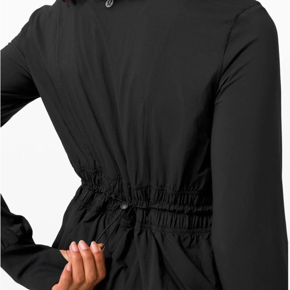 Lululemon Sights Seen Jacket
Black , Sz 2 - Picture 2 of 6
